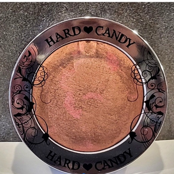 *NEW Hard Candy Baked Blush in “Bombshell” 8g - Picture 1 of 5